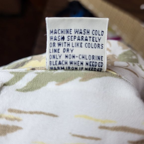 Roundtree & Yorke Men's Size XL Shirt Floral‎ Yellow Green Hawaii Style Top - Picture 6 of 8